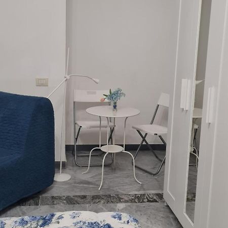 Le Ginestre In Centro Bed & Breakfast Salerno Exterior photo