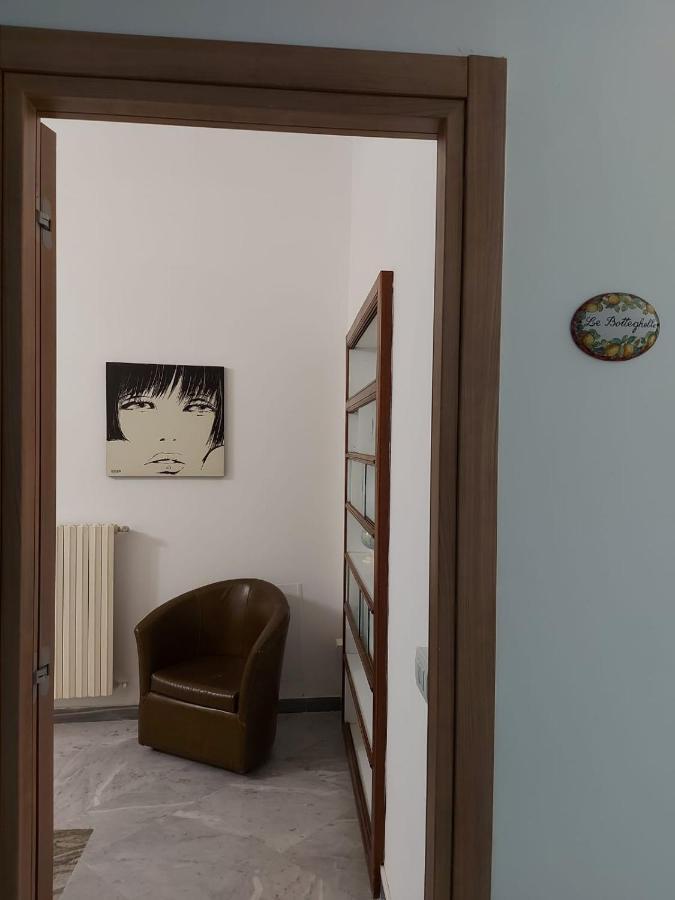 Le Ginestre In Centro Bed & Breakfast Salerno Exterior photo