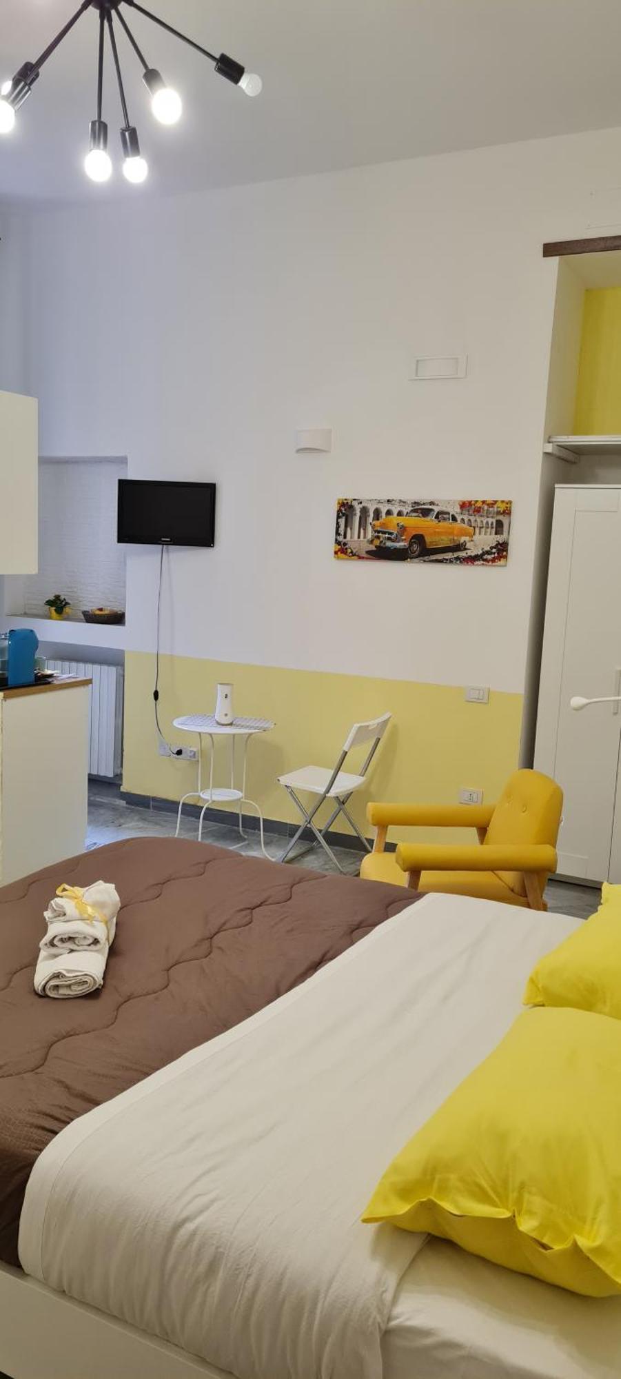 Le Ginestre In Centro Bed & Breakfast Salerno Room photo